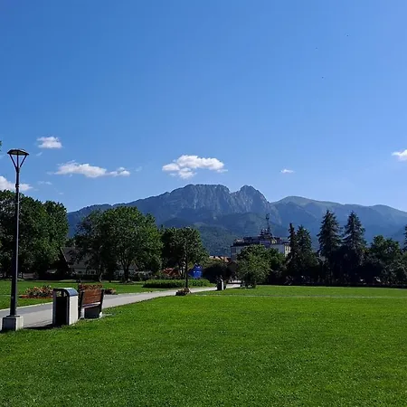 Dworek Na Rowni Alloggio in famiglia *