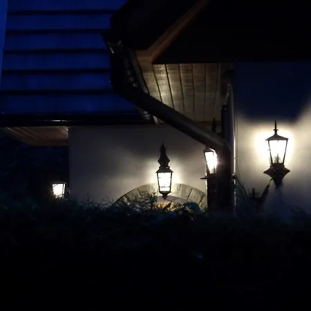 ホームステイ Dworek Na Rowni ザコパネ